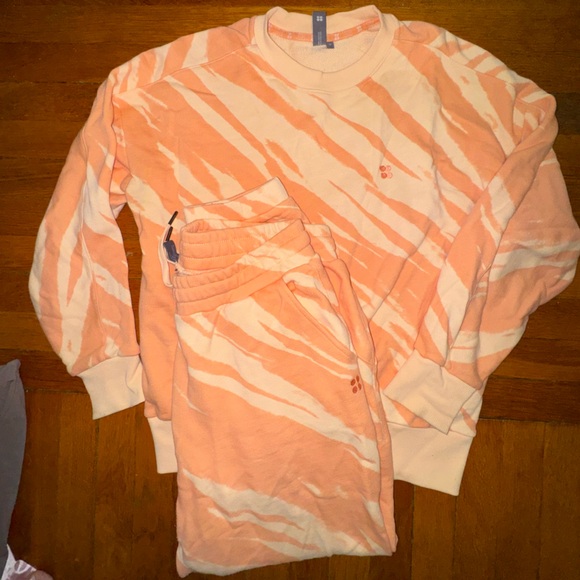 Sweaty Betty Sweaters - Sweaty Betty sweat set, coral